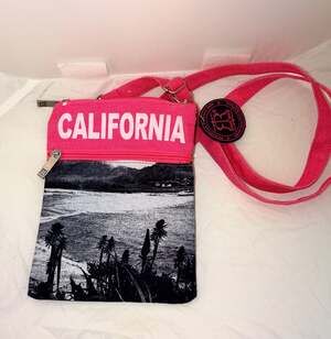 Robin Ruth California Souvenir Crossbody Passport Bag Pink Photo Print